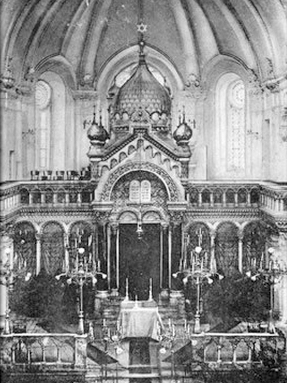 Interiér olomoucké synagogy – zdroj: Židovská obec Olomouc